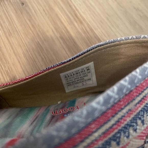 Bobs - Picture 5 of 5